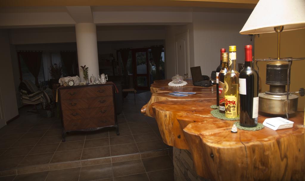 Apart Hotel Raices Patagonicas Дина-Уапи Экстерьер фото